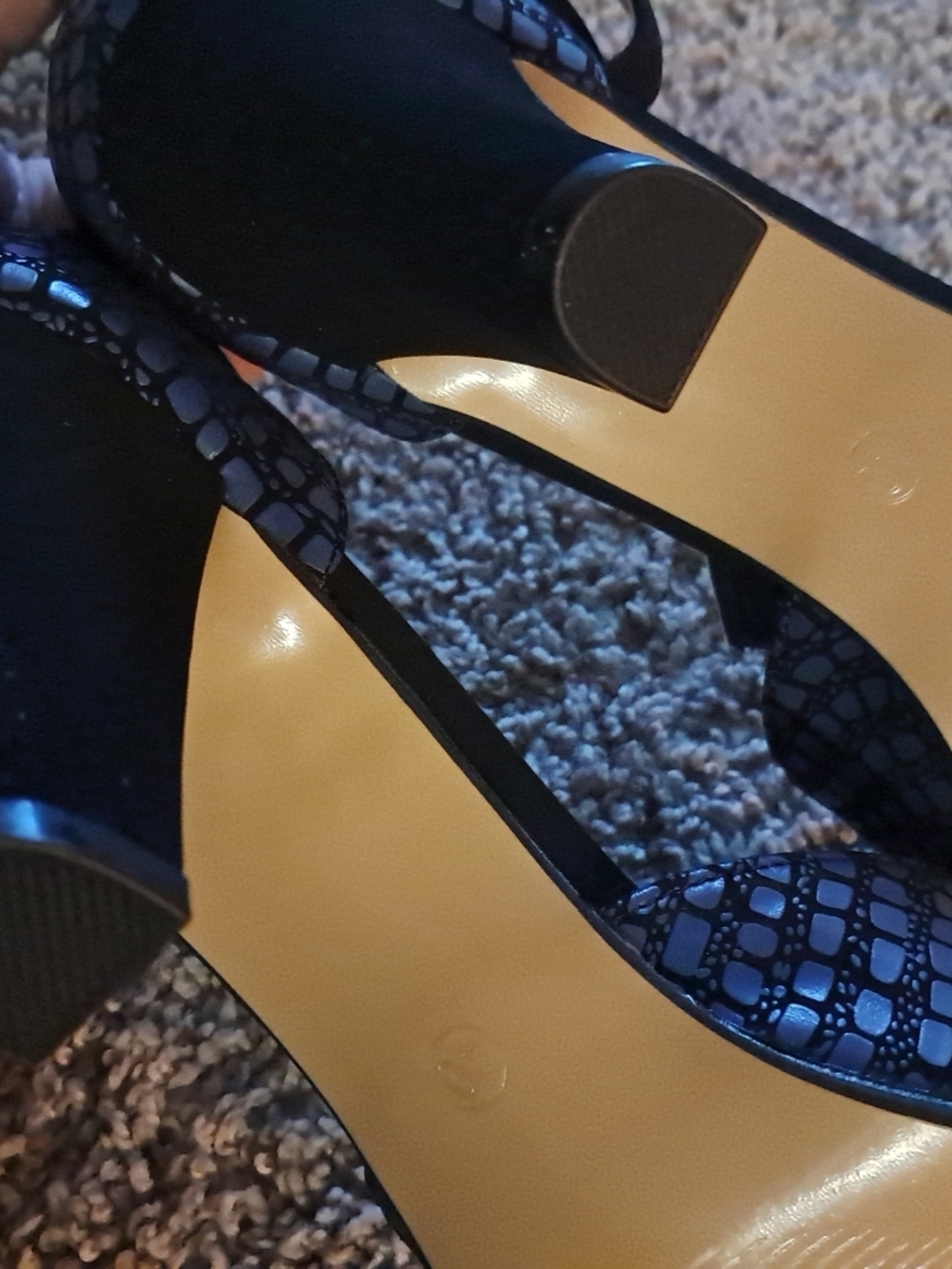 Pointed Toe Ankle-Strap Pumps in Navy Croc-Emboss - Picture 9 of 10
